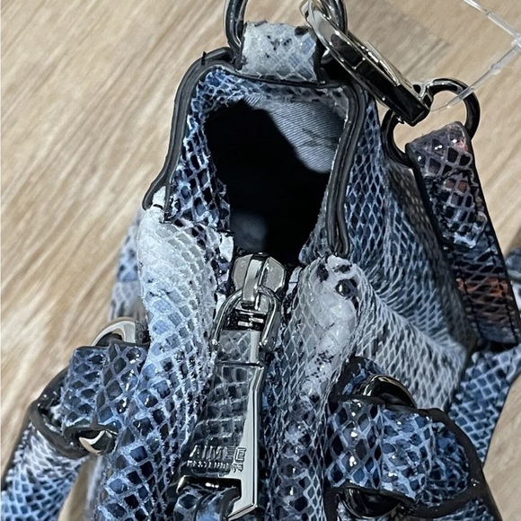Amy Kestenberg multi blue snake print purse/satchel/crossbody - Picture 5 of 11